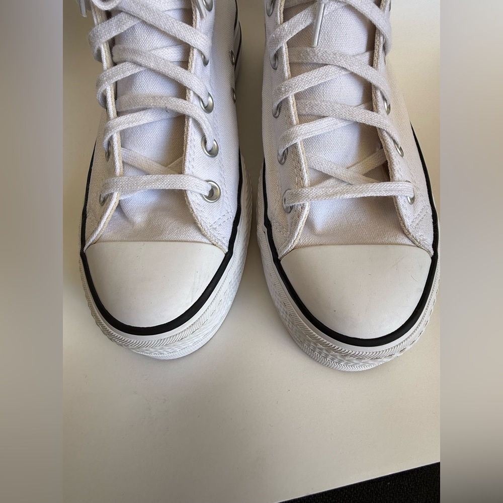 Chuck Taylor All Star Lift Platform Canvas women’s size 8.5 - Picture 2 of 12
